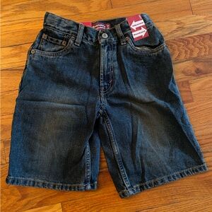 NWT Levi’s 569 Jean Shorts 7 R